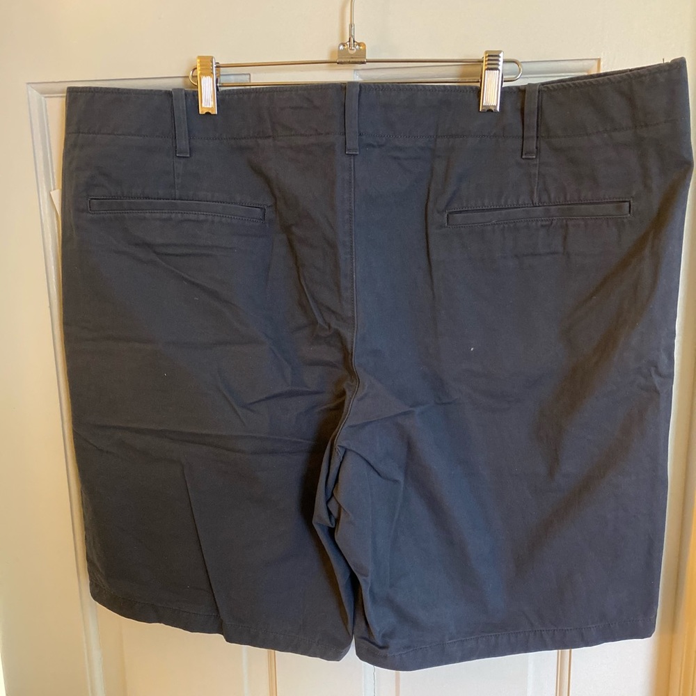 NWT men’s size 44 Gap blue chinos